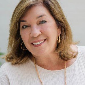 Meet your Posher, Jeanne